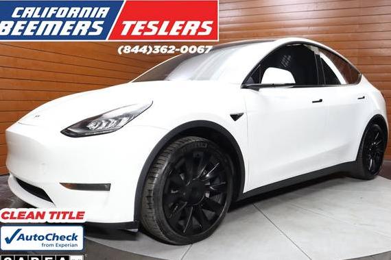 TESLA MODEL Y 2020 5YJYGDEE2LF052830 image